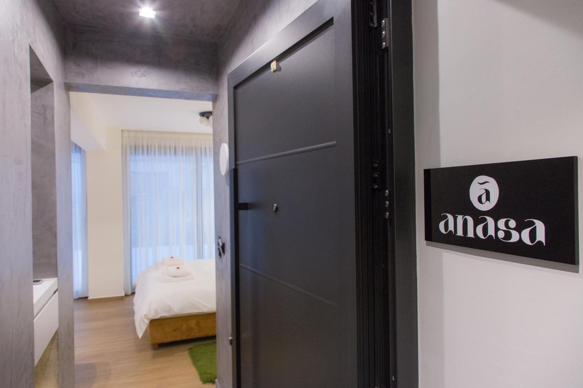 Anasa Studio - Studio Apartment With Yard - Ioannina City Center ภายนอก รูปภาพ